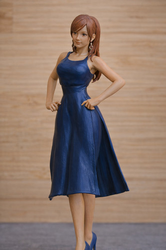 W50 laufstegmodell im kleid - -,